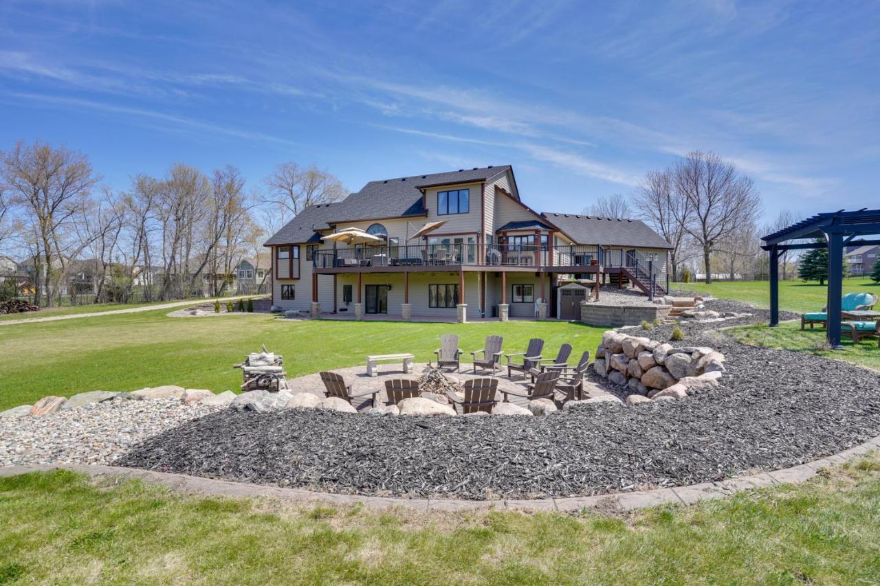 Expansive Shakopee Vacation Rental On 5 Acres! Bagian luar foto