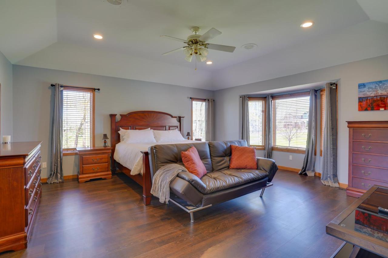 Expansive Shakopee Vacation Rental On 5 Acres! Bagian luar foto
