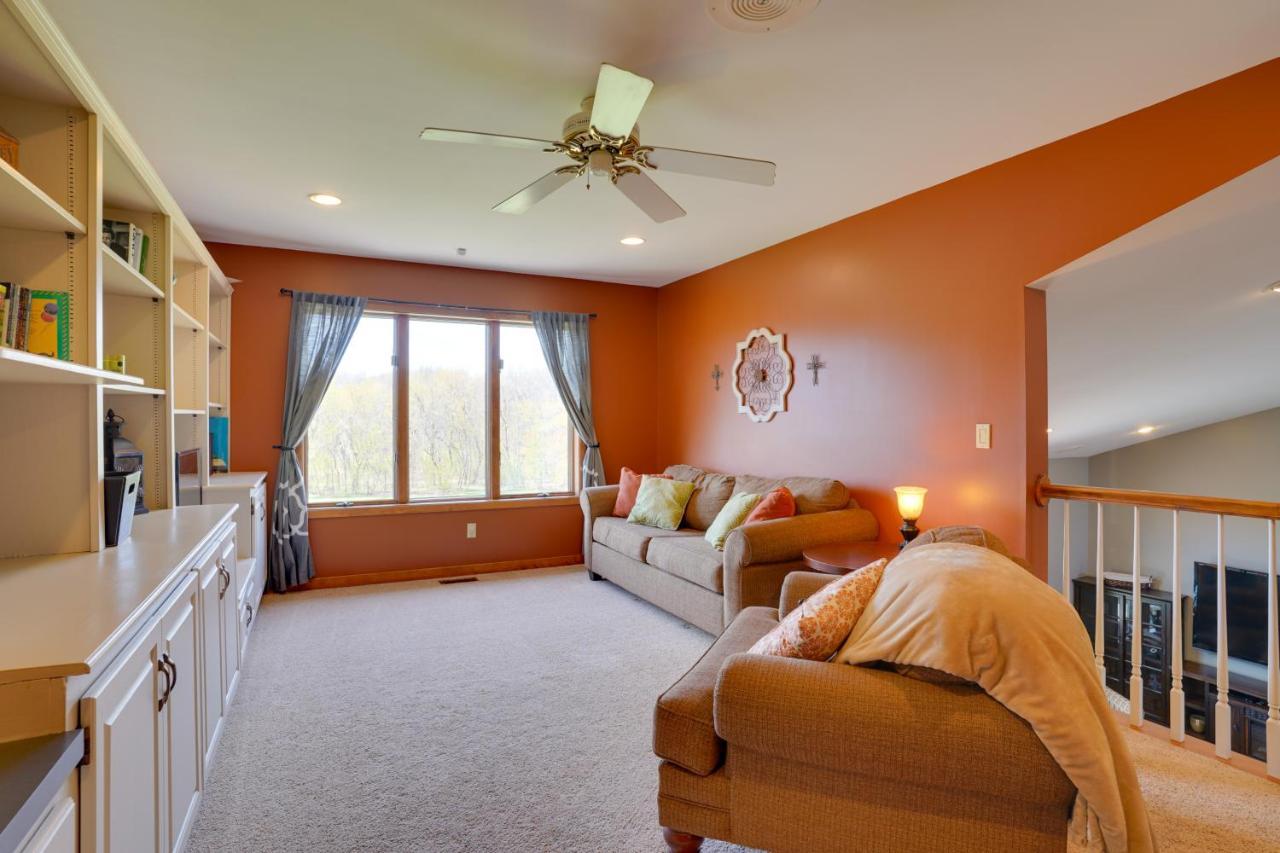 Expansive Shakopee Vacation Rental On 5 Acres! Bagian luar foto